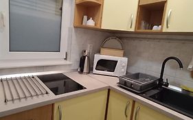 Studio Apartman Comodo